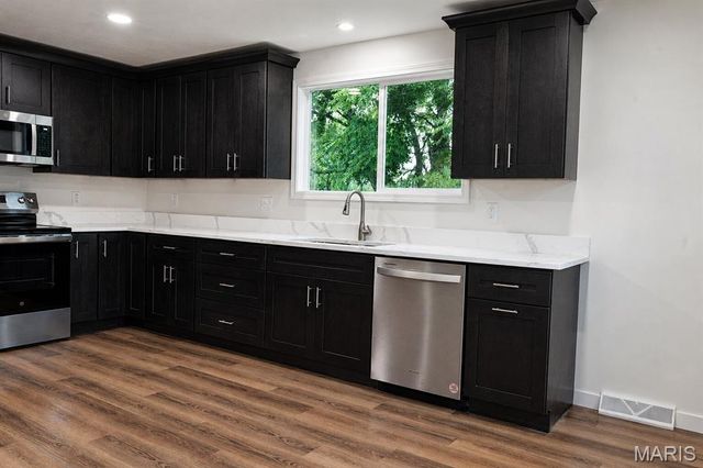 909 Valentine Street, Festus, MO 63028