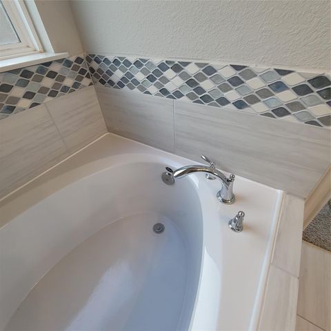 17685 Martin Creek Lane, Conroe, TX 77316