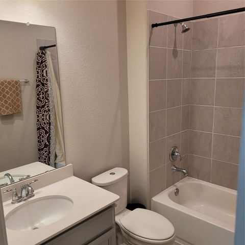 17685 Martin Creek Lane, Conroe, TX 77316