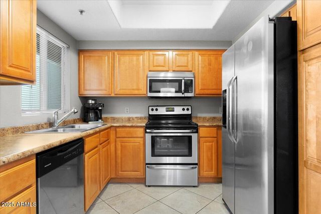1825 W RAY Road 1132, Chandler, AZ 85224