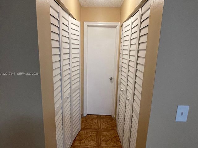 5960 NW 20th St 5960, Lauderhill, FL 33313
