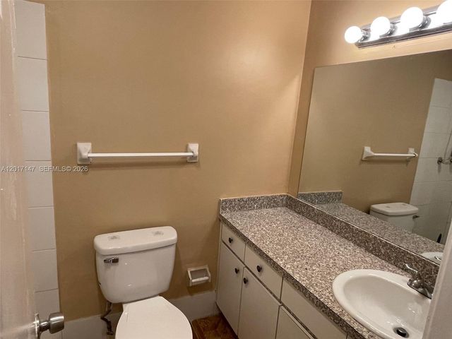 5960 NW 20th St 5960, Lauderhill, FL 33313