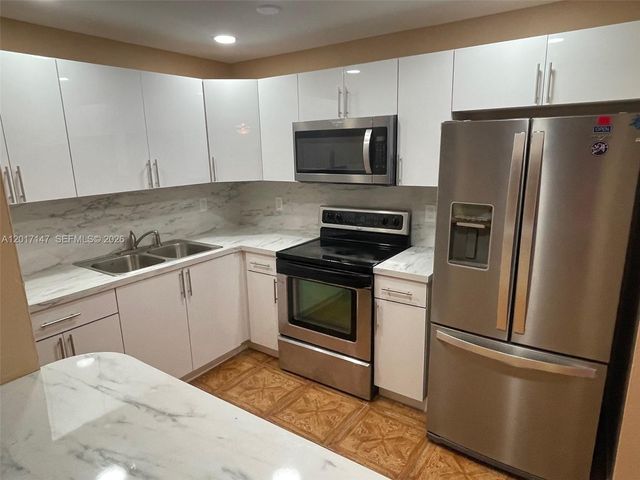 5960 NW 20th St 5960, Lauderhill, FL 33313