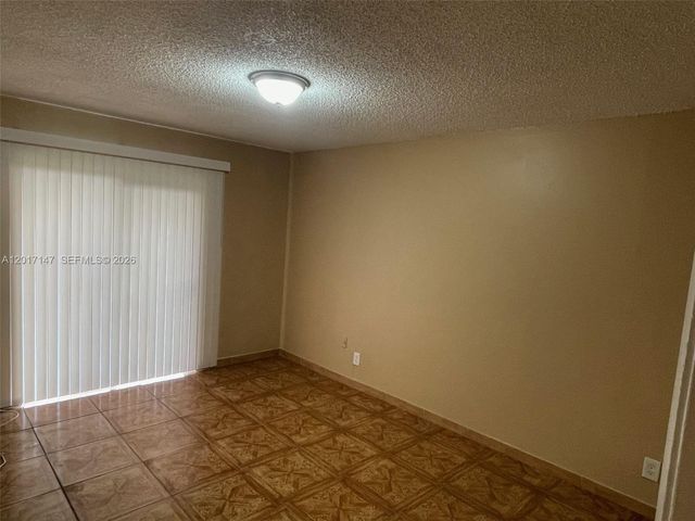 5960 NW 20th St 5960, Lauderhill, FL 33313