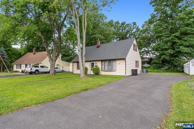 44 Bergen Drive, Little Falls, NJ 07424