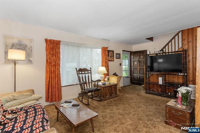 44 Bergen Drive, Little Falls, NJ 07424