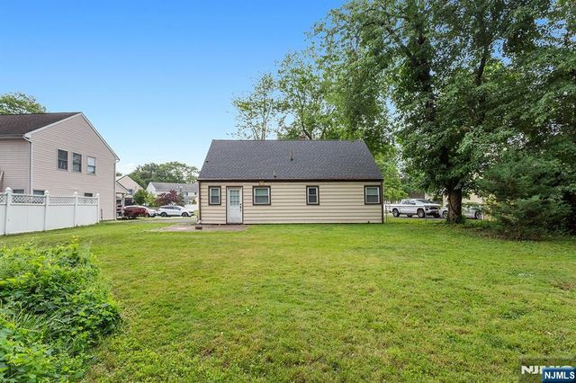 44 Bergen Drive, Little Falls, NJ 07424