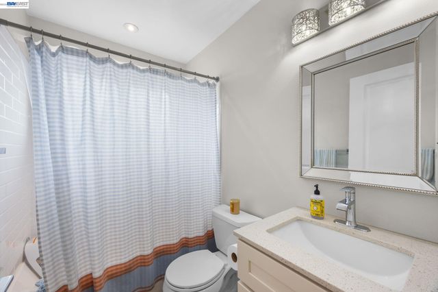 613 Minerva St, Hayward, CA 94544