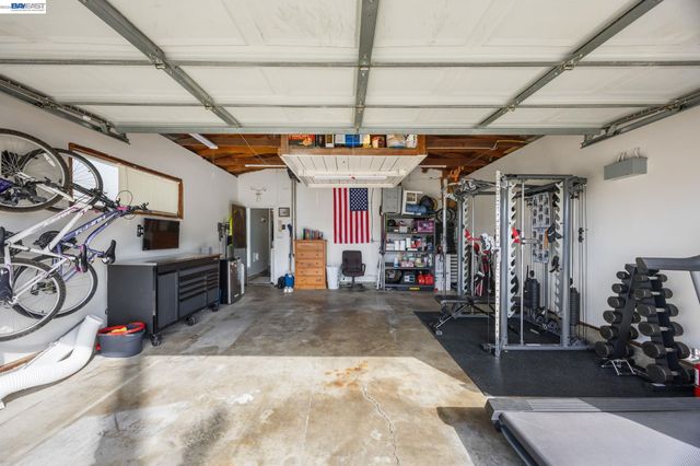 613 Minerva St, Hayward, CA 94544