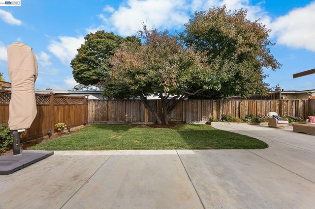 613 Minerva St, Hayward, CA 94544