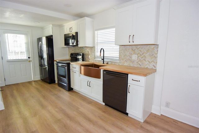 3810 N ARLINGTON AVENUE, Tampa, FL 33603