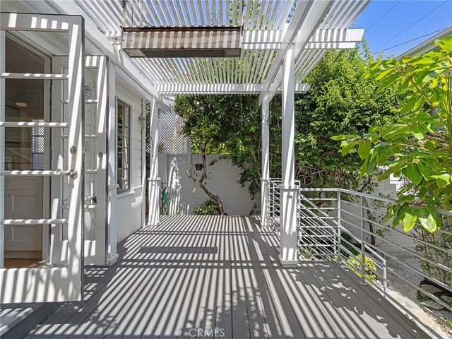 2108 Grandview Avenue, Manhattan Beach, CA 90266