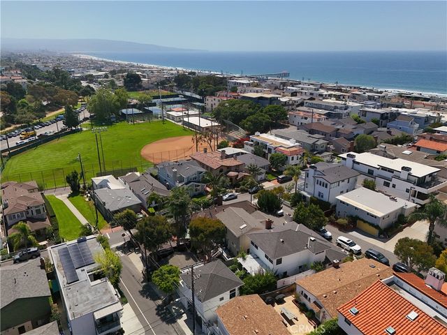 2108 Grandview Avenue, Manhattan Beach, CA 90266