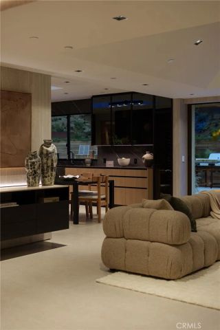 3187 Oakdell Rd, Studio City, CA 91604