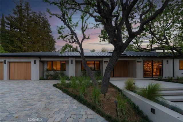 3187 Oakdell Rd, Studio City, CA 91604