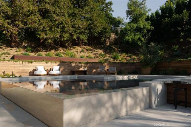 3187 Oakdell Rd, Studio City, CA 91604