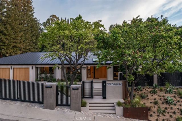 3187 Oakdell Rd, Studio City, CA 91604