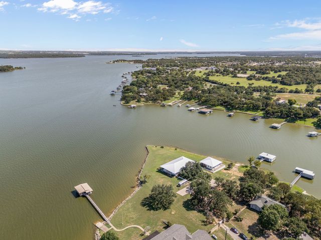 7145 Hickey Road, Azle, TX 76020