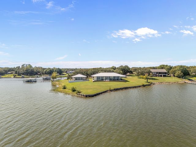 7145 Hickey Road, Azle, TX 76020