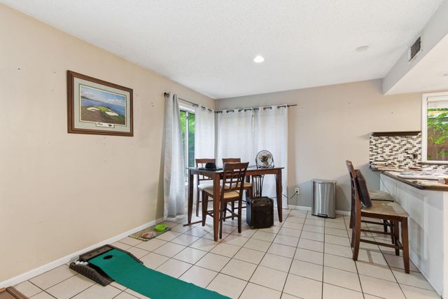 11426 Hambleton Way, Houston, TX 77065