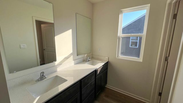 10045 Goodridge Lane, Huntley, IL 60142