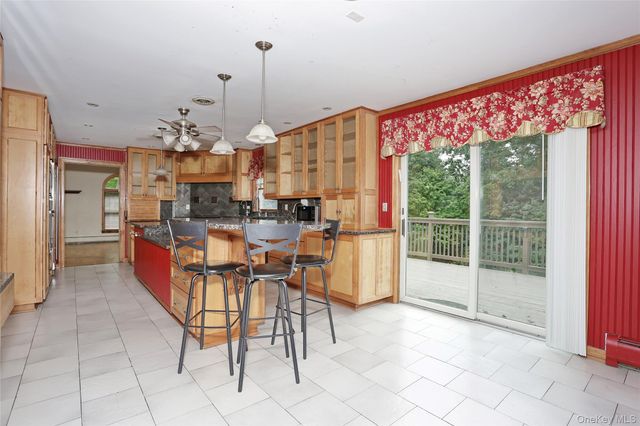 6 Nicole Way, Spring Valley, NY 10977