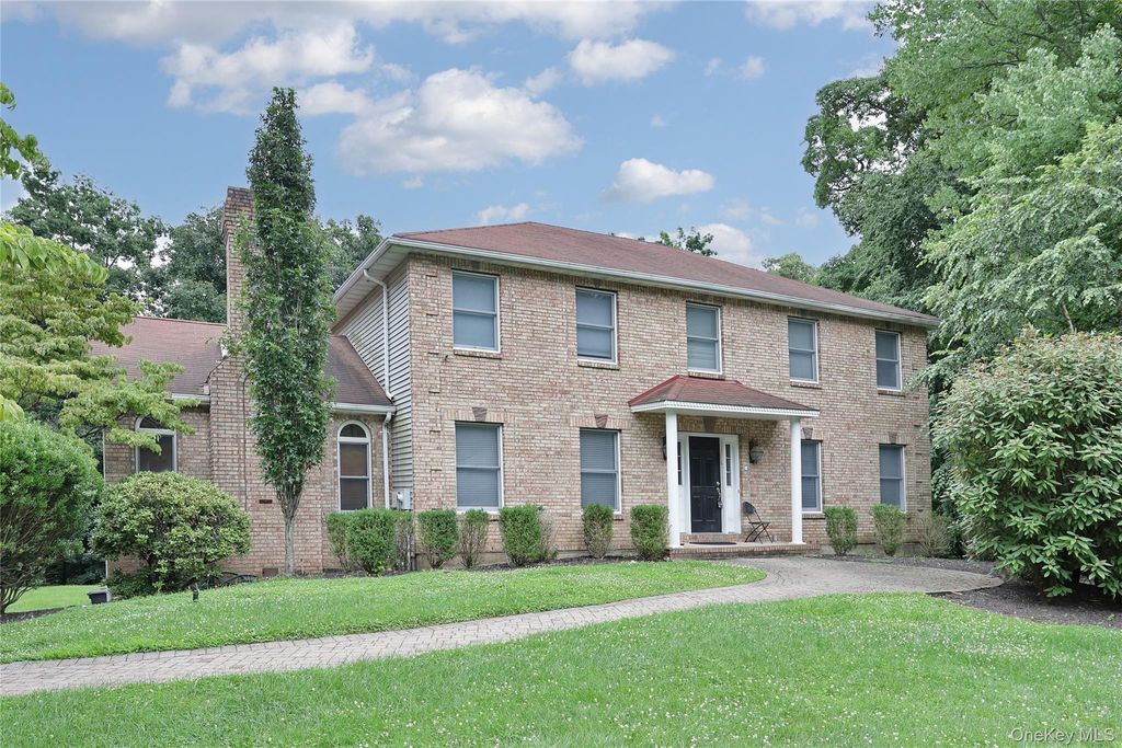 6 Nicole Way, Spring Valley, NY 10977 — photo 2