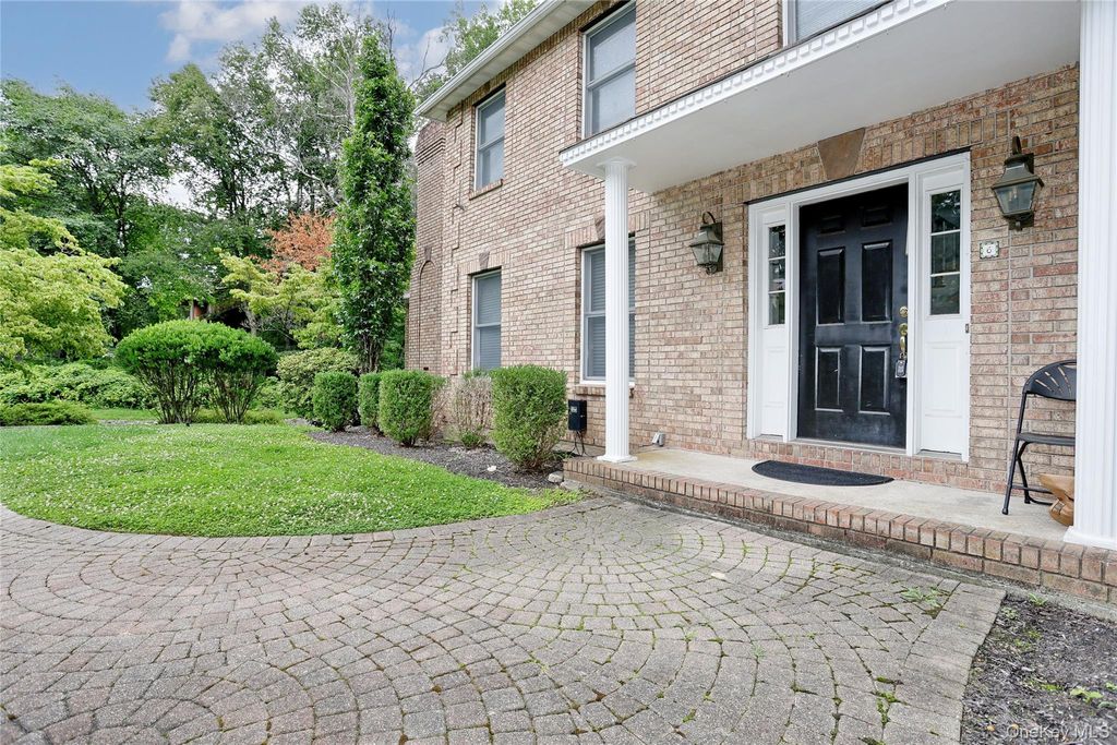 6 Nicole Way, Spring Valley, NY 10977 — photo 3