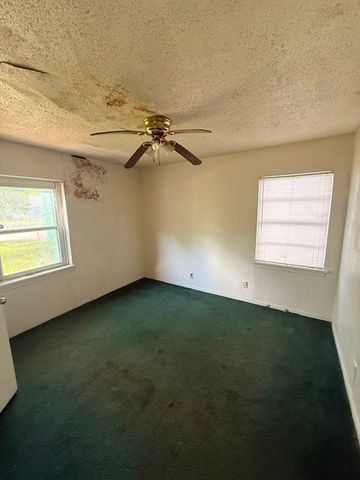 2747 Parkridge Street, Shreveport, LA 71108