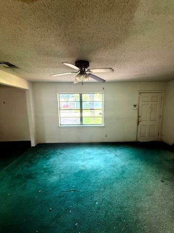 2747 Parkridge Street, Shreveport, LA 71108