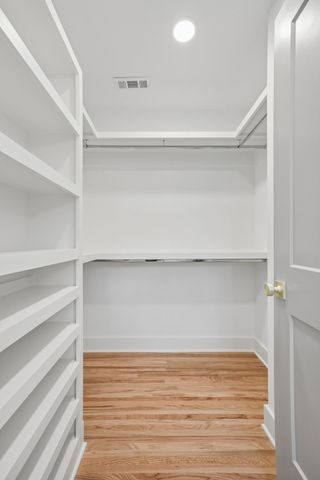 5157 Regent Dr, Nashville, TN 37220