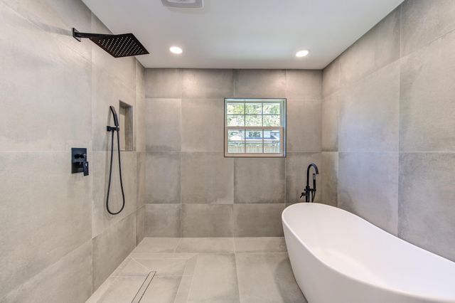 926 Old Lake Road, Houston, TX 77057
