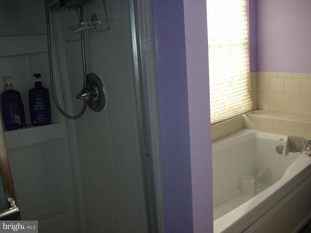 2132 MILL VALLEY LN, Quakertown, PA 18951