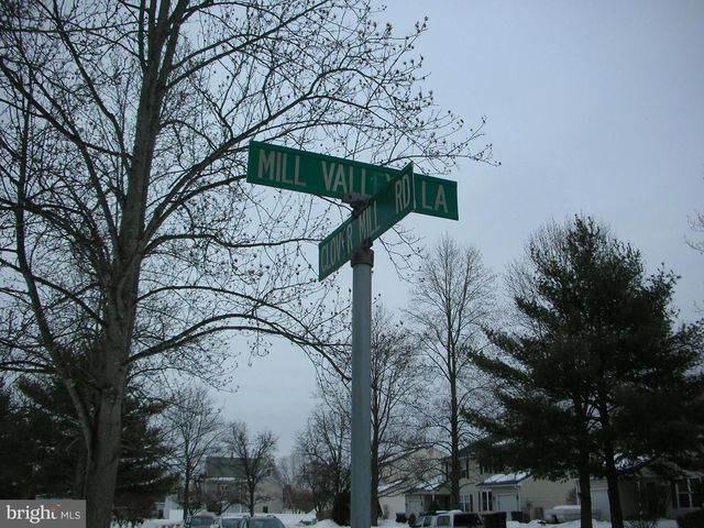 2132 MILL VALLEY LN, Quakertown, PA 18951