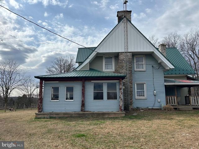 2060 FURNACE RD, Felton, PA 17322