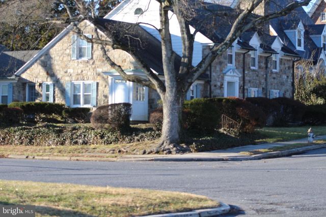 100 BROOKLINE PZ, Reading, PA 19607