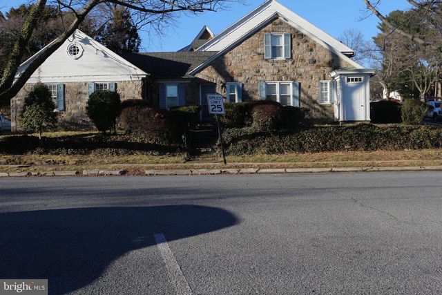 100 BROOKLINE PZ, Reading, PA 19607