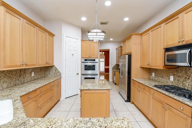 3015 Bonnebridge Way Boulevard, Houston, TX 77082