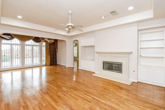 3015 Bonnebridge Way Boulevard, Houston, TX 77082