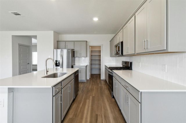 320 FAIRFAX Ave, San Marcos, TX 78666