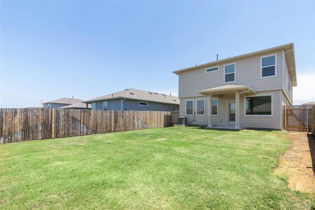 320 FAIRFAX Ave, San Marcos, TX 78666