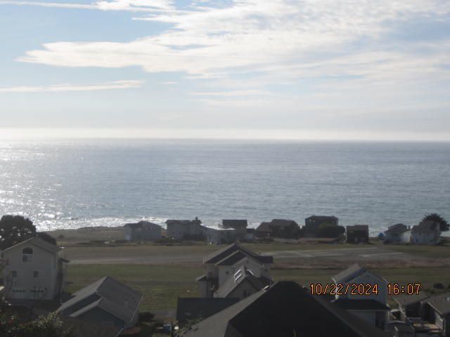 60 Spruce Road, Shelter Cove, CA 95589