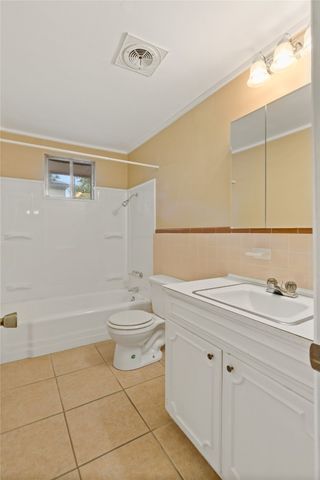195 NE 20th Street NE, Paris, TX 75460
