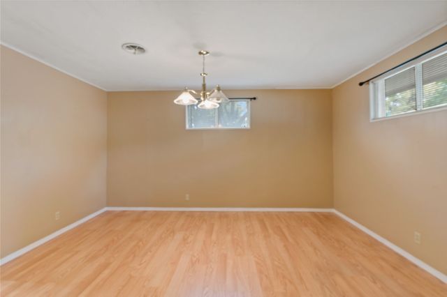 195 NE 20th Street NE, Paris, TX 75460