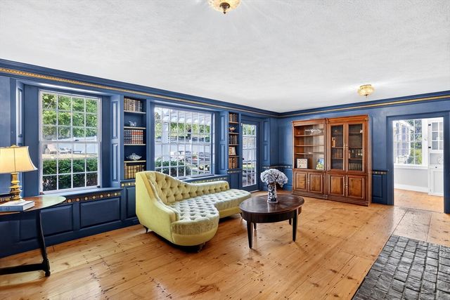 132 Main St, Sandwich, MA 02563