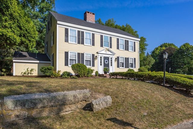 132 Main St, Sandwich, MA 02563
