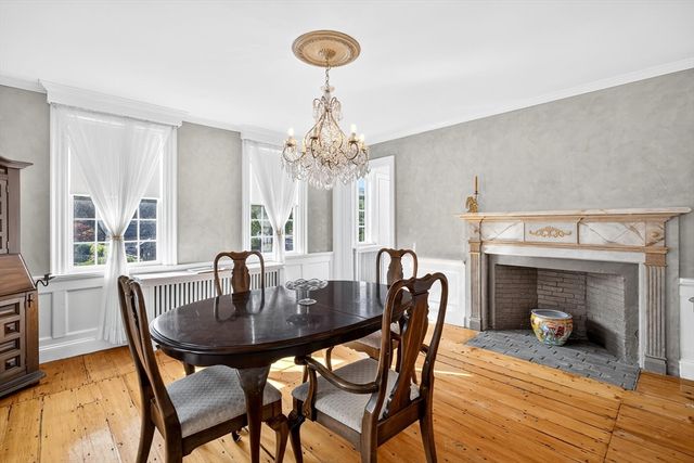132 Main St, Sandwich, MA 02563