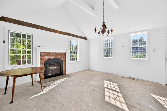 132 Main St, Sandwich, MA 02563