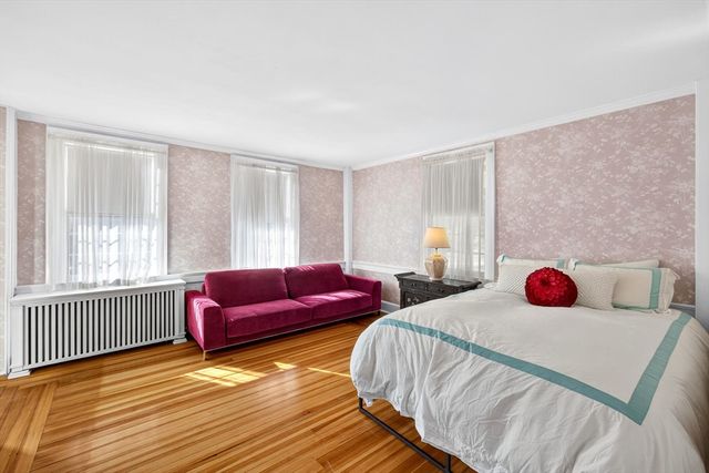 132 Main St, Sandwich, MA 02563