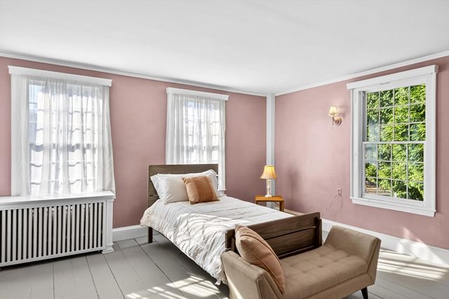 132 Main St, Sandwich, MA 02563
